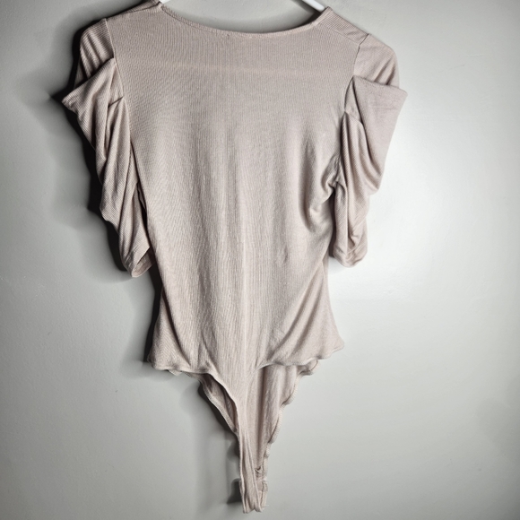 Intimately Free People Women's Tan Ribbed Bodysuit, Size M - Picture 4 of 6